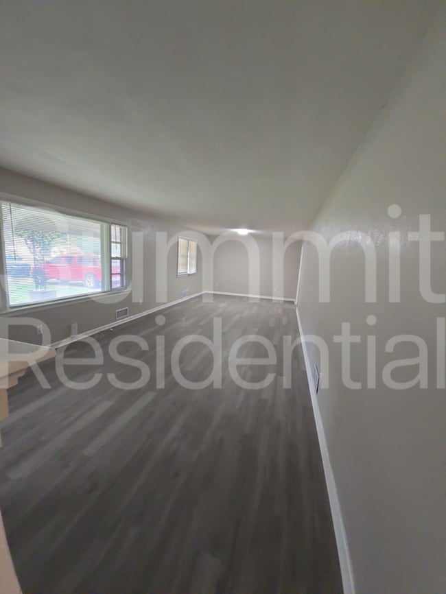 5353 Blue Ridge Blvd