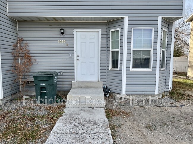 Photo - 1640 Winchester Dr