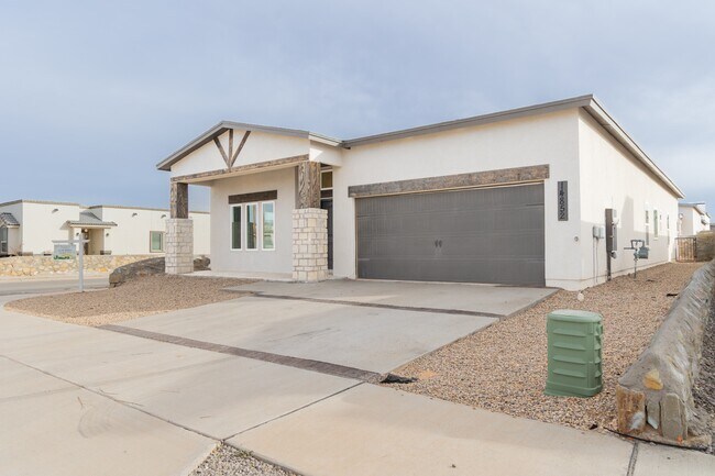 Photo - 14852 Mike a Mendoza Ave