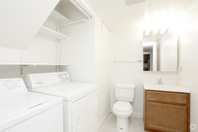 3 Bedroom Unit E - Half-Bath