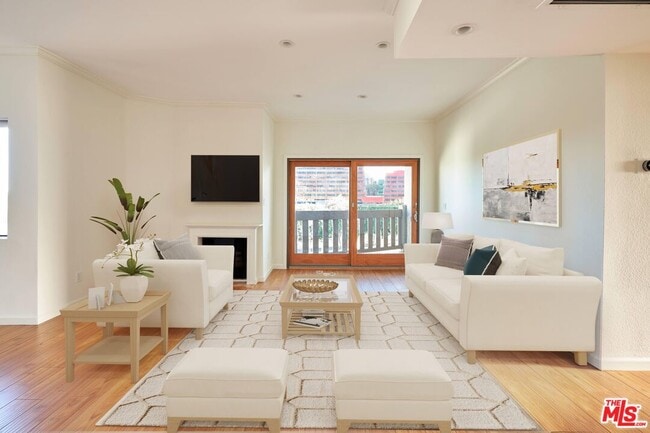 Photo - 832 Palm Ave Unidad 305