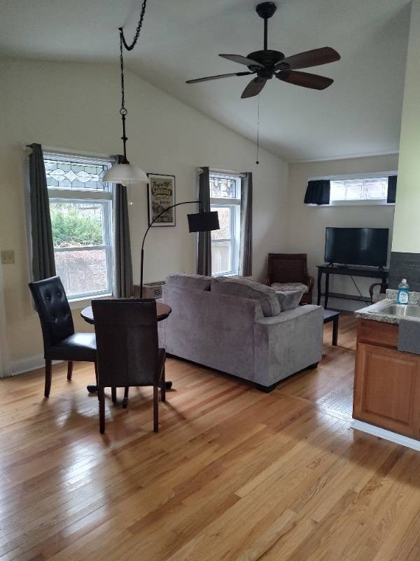 Photo - 139 Traver Rd