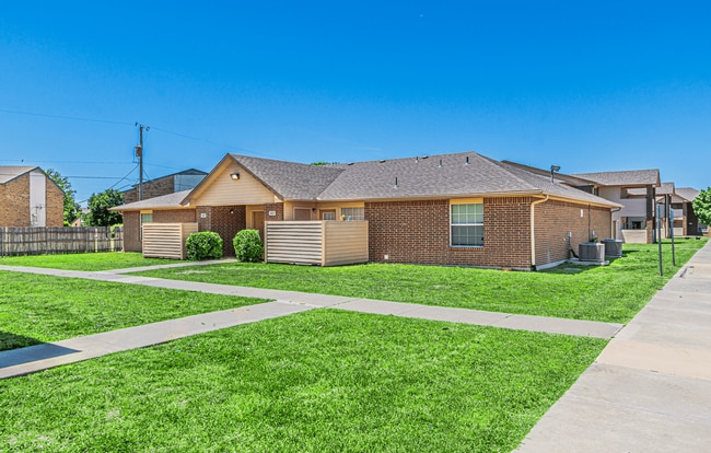 Photo - Cathy's Pointe Apartments