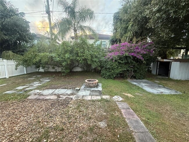 Photo - 3619 S Hesperides St