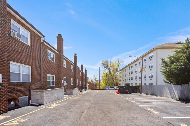 Photo - 227 S 7th Ave