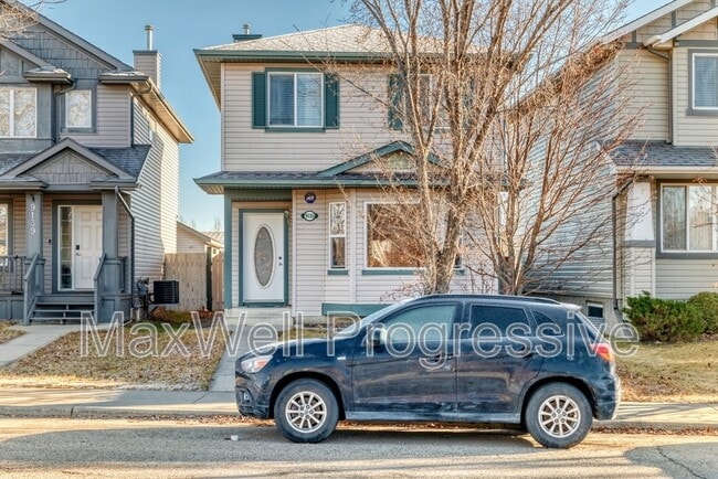 Photo - 9135-9213 213 St NW