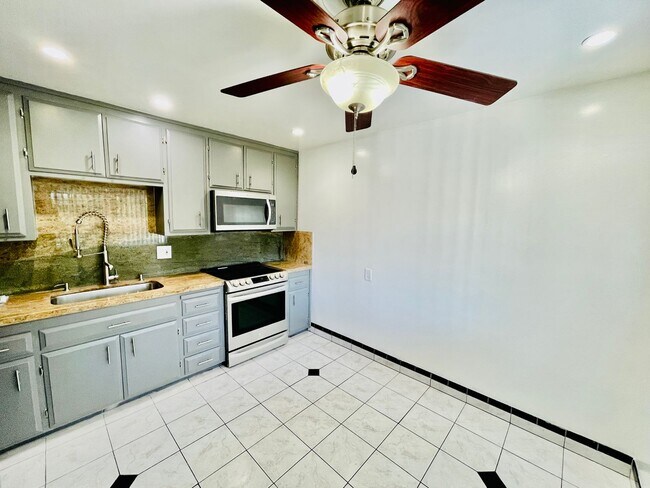 640 Pinewood Dr Unit 3