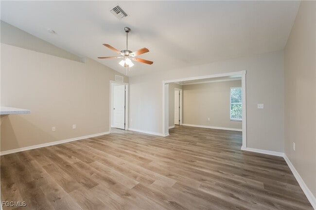 Photo - 2614 43rd St W