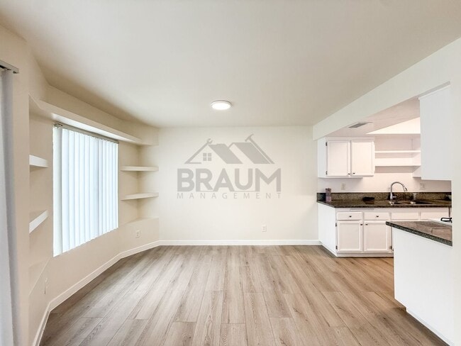 Photo - 15000 Burbank Blvd Unit 202