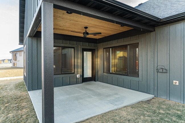 Photo - 353 Spring Day Ct NE