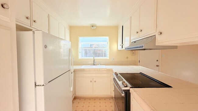 Photo - 320 Fairhaven - 30% Rental Fee