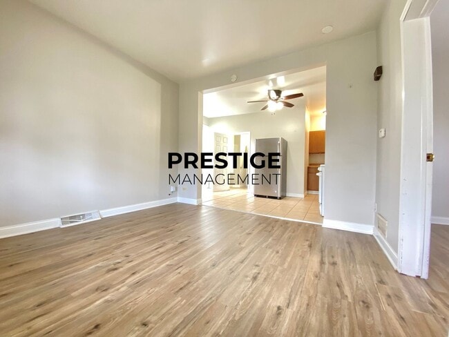 Photo - 4724 Pine Ave Unit 4726