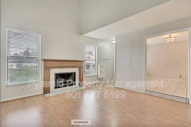 Photo - 8758 Oak Park Cir