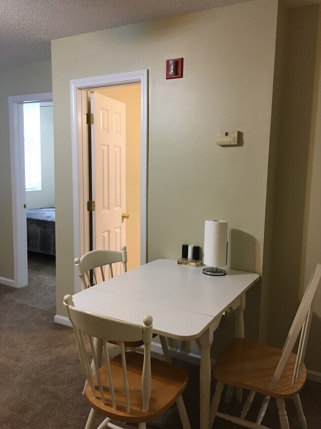 Photo - 121 W Carolina Ave