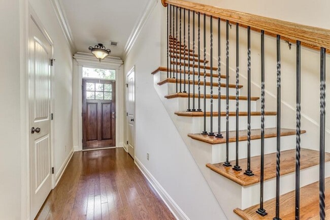 Photo - 2800 Belle Chase Ln