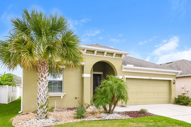 636 Star Magnolia Dr