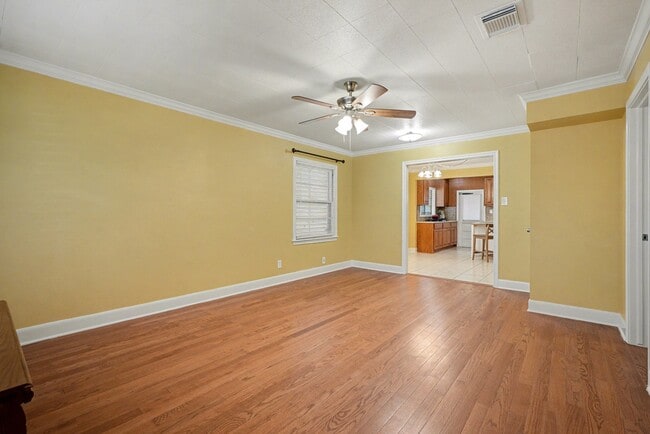 Photo - 130 San Fernando Dr