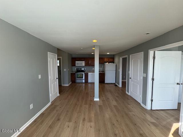 Photo - 461 Troy-Schenectady Rd