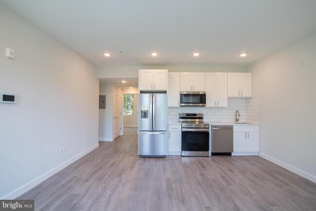 Photo - 2649 Titan St Unit B