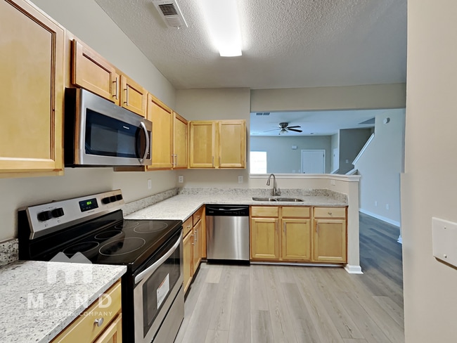 Photo - 2228 Bigwood Trail