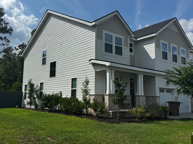 Photo - 27 Hanover Pl