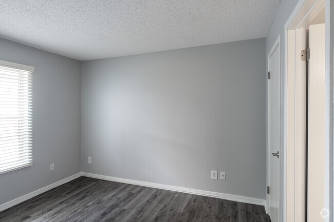 1BR, 1BA - 520SF - Bedroom - Sun Ridge Village Apartments