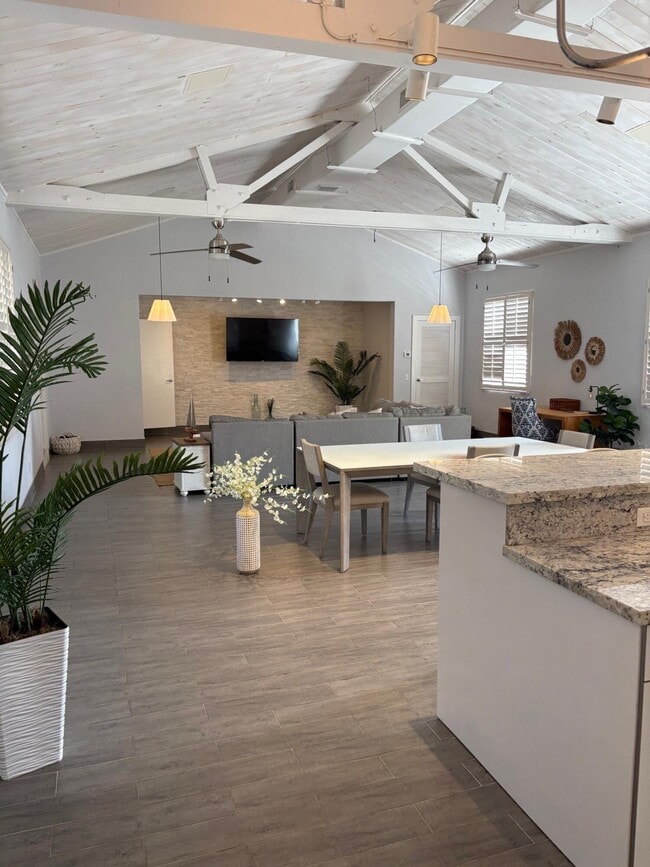 Photo - 419 E Atlantic Ave