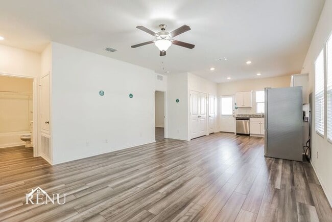 Photo - 5111 Firefly Hls