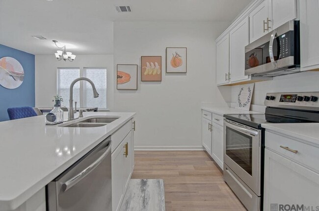 Photo - 5618 Cottage Lake Dr