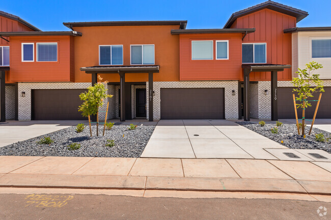 Building Photo - Coyote Landing Rental