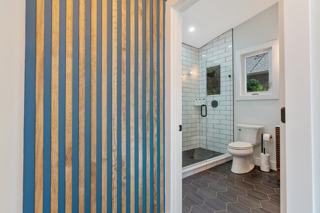 Photo - 2603 Wycliff Rd