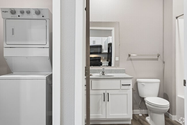 Studio - 458SF - Bathroom/Laundry