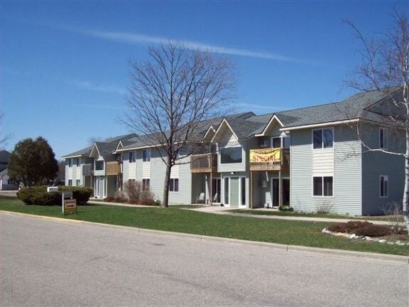 Riverwalk Apartments (Lowell) - Riverwalk Apartments (Lowell)