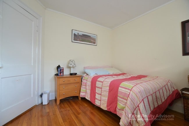 Photo - 39 Brooksdale Rd Unit 1