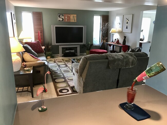 2439 Terry Ln