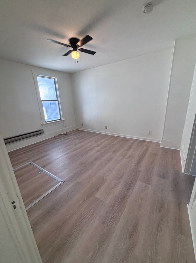 Photo - 411-417 E Halliday St. Unit 415 1/2 E Halliday