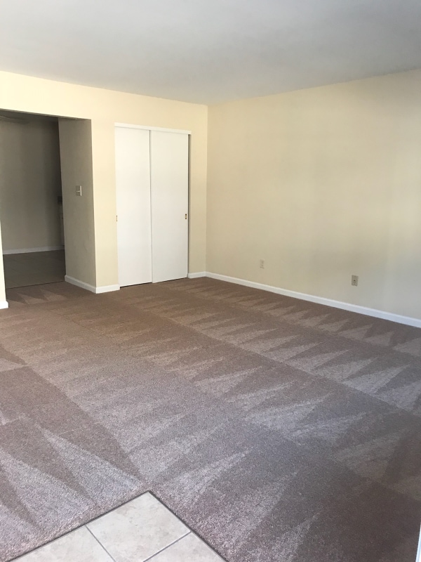 Photo - 424 Aylesford Pl Unit 7