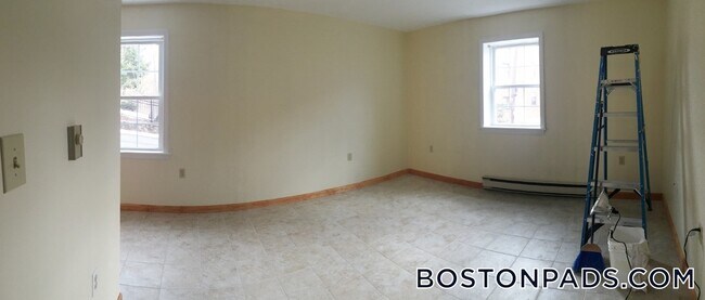 85 Charles St Unit 2