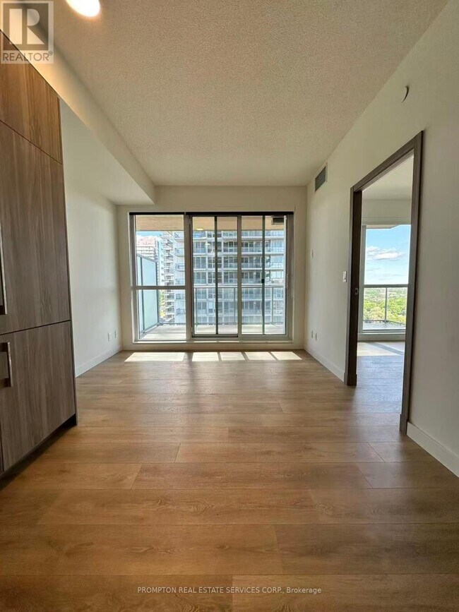 Photo - 27 McMahon Dr Unit 1701