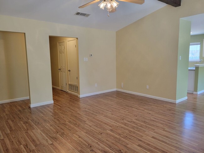 Photo - 3BD/2BA Home close to shopping and Ft. Hood in Harker Heights!