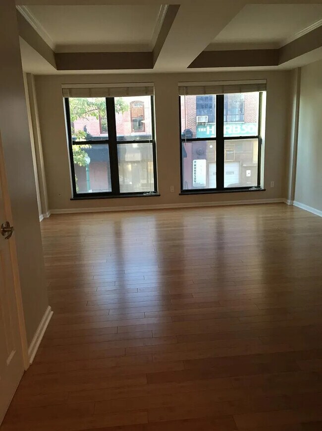 Photo - 133 Walton St Unit 119