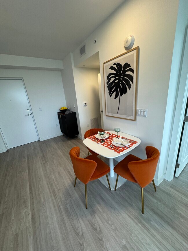 Photo - 1460 NW 35th St Unidad A-1