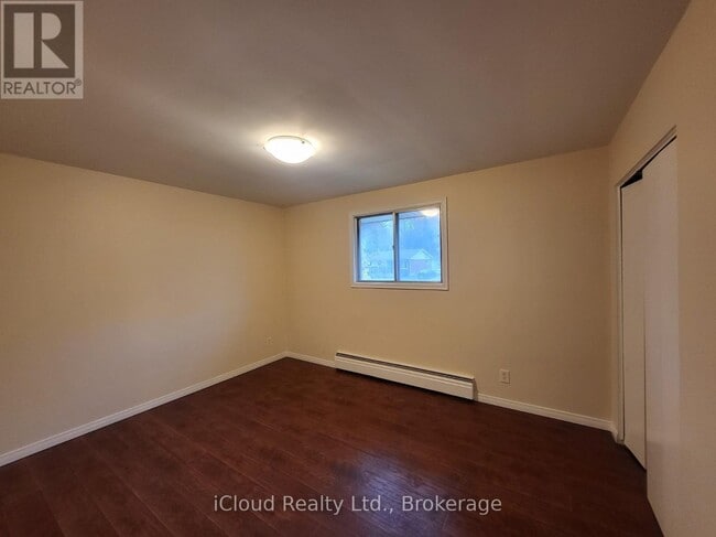 Photo - 536 Glen Forrest Blvd