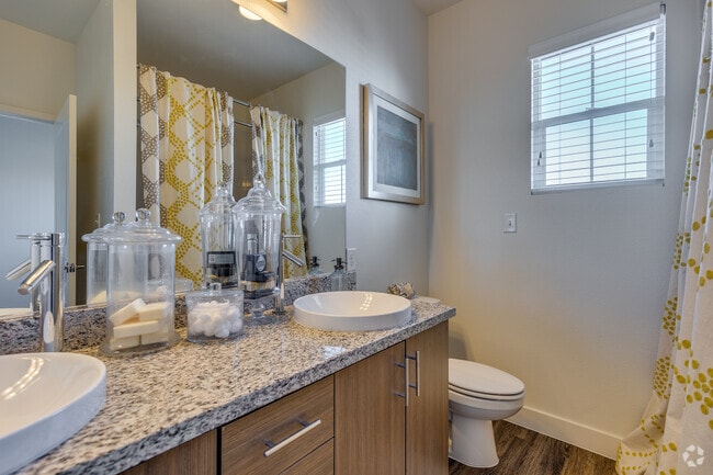 1 BR, 1 BA - 1,147 SF