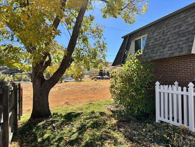 Photo - "Charming 3-Bedroom Condo with Hardwood Floors & 2 Full Baths in Golden, CO!" Unit 4