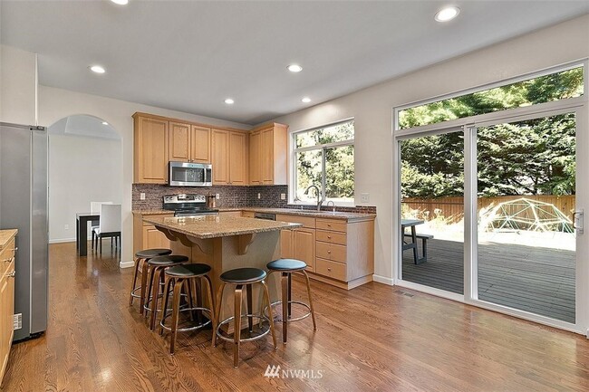 Photo - 5710 Olive Ave SE