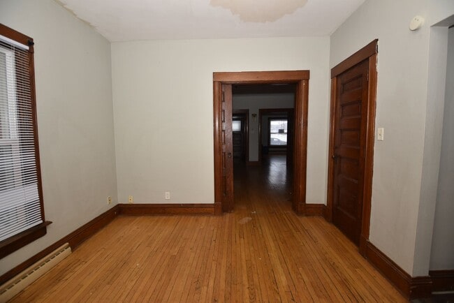 Photo - 508 S St Joseph St Unidad A