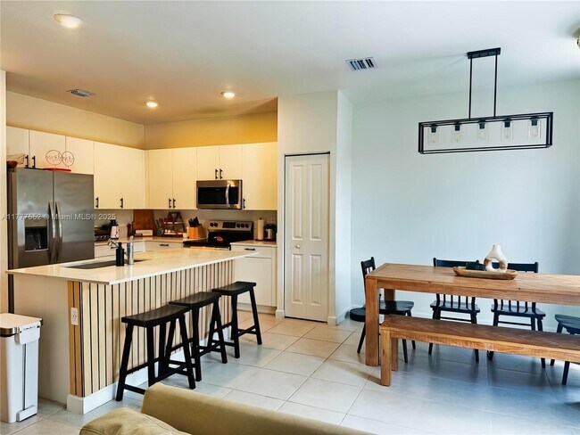 Photo - 452 NW 203rd Terrace