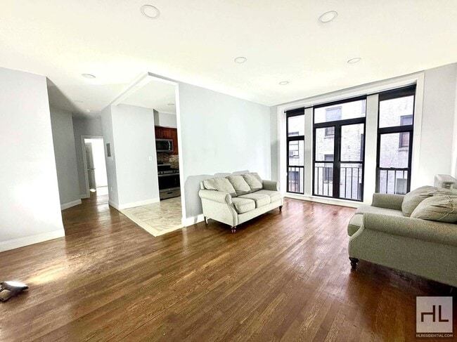 Photo - WADSWORTH AVENUE Unidad 46