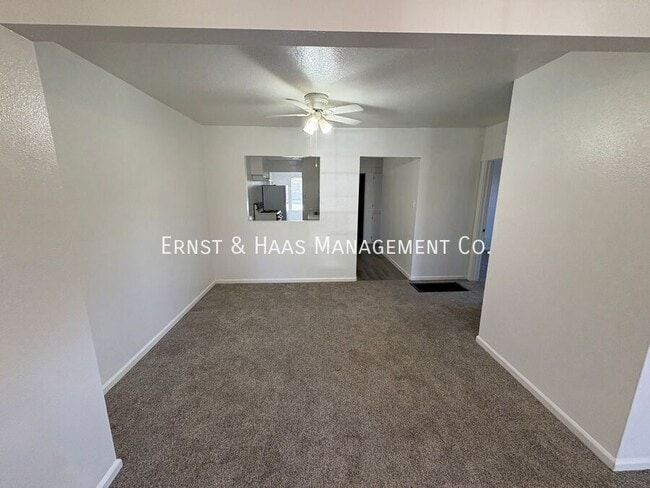 Photo - 926 Newport Ave